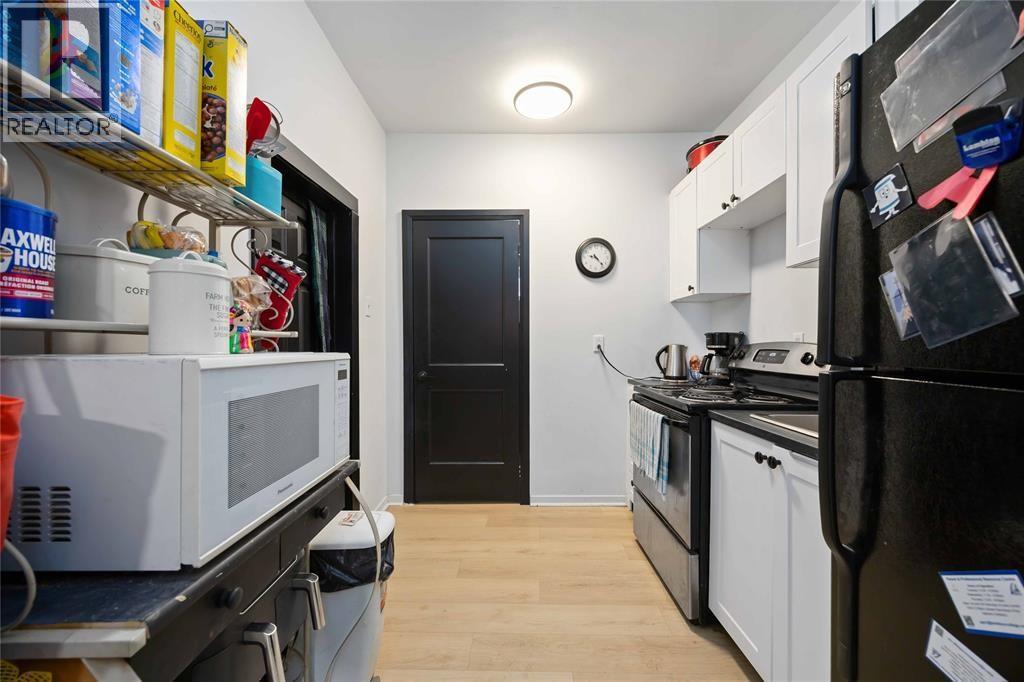 218-220 Mitton STREET South