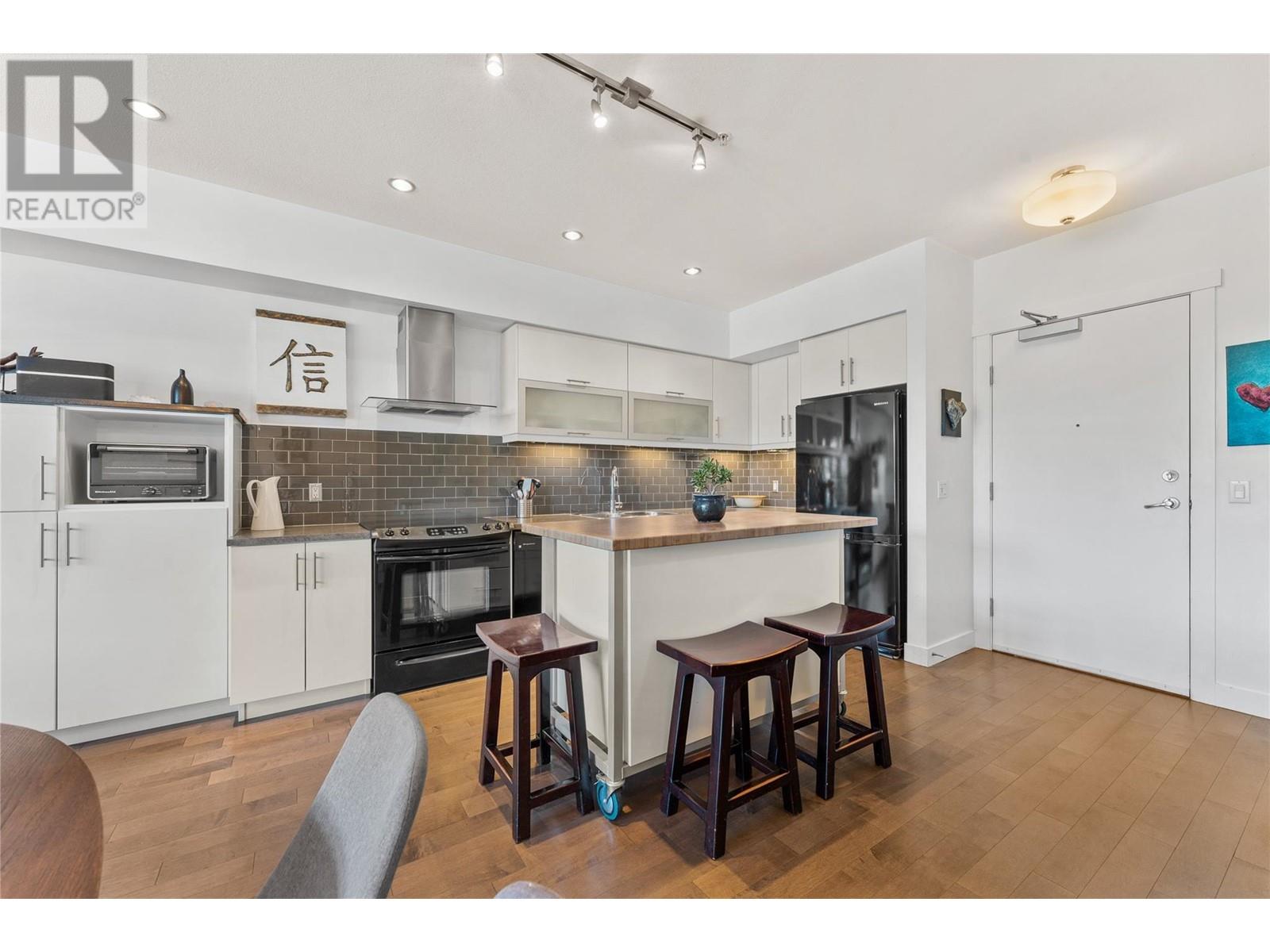 700 Martin Avenue Unit# 307