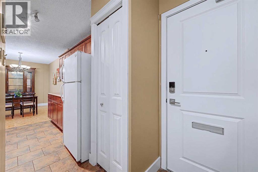 356, 1620 8 Avenue NW