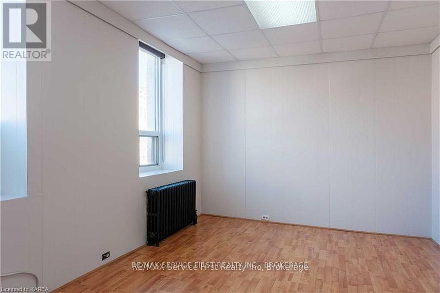 UNIT 3 - 159 WELLINGTON STREET