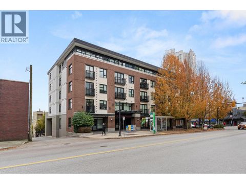 207 111 E 3RD STREET North Vancouver BC V7L0C6