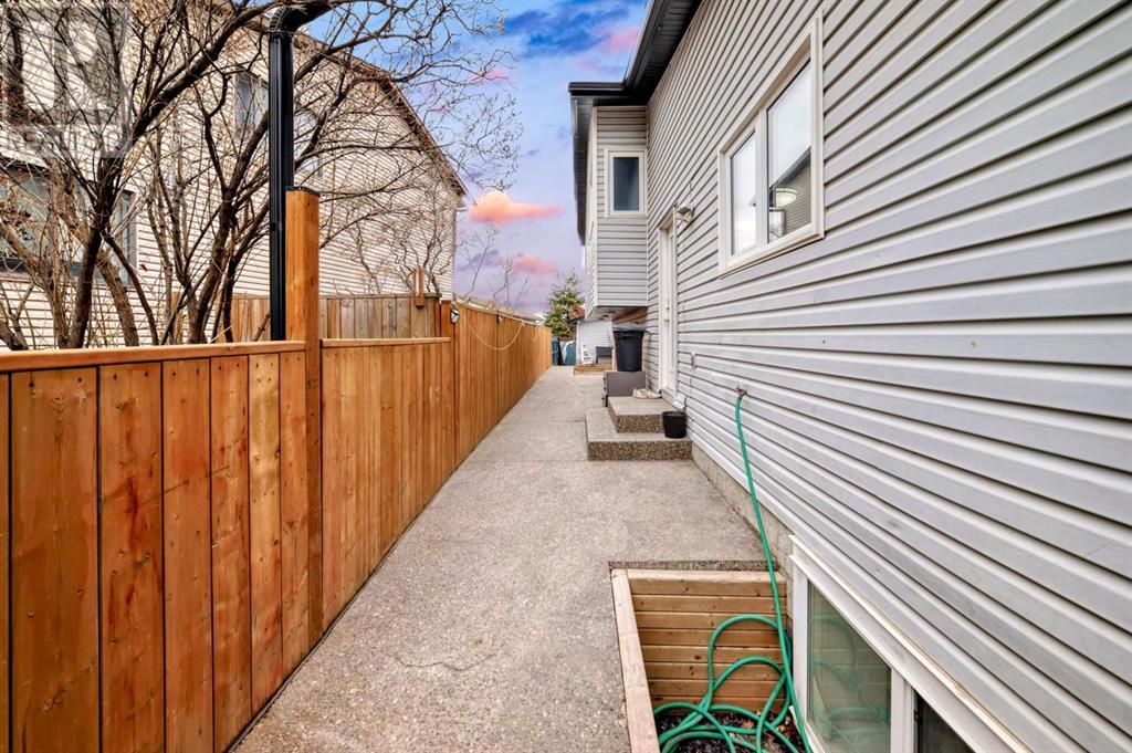 224 Templewood Road NE