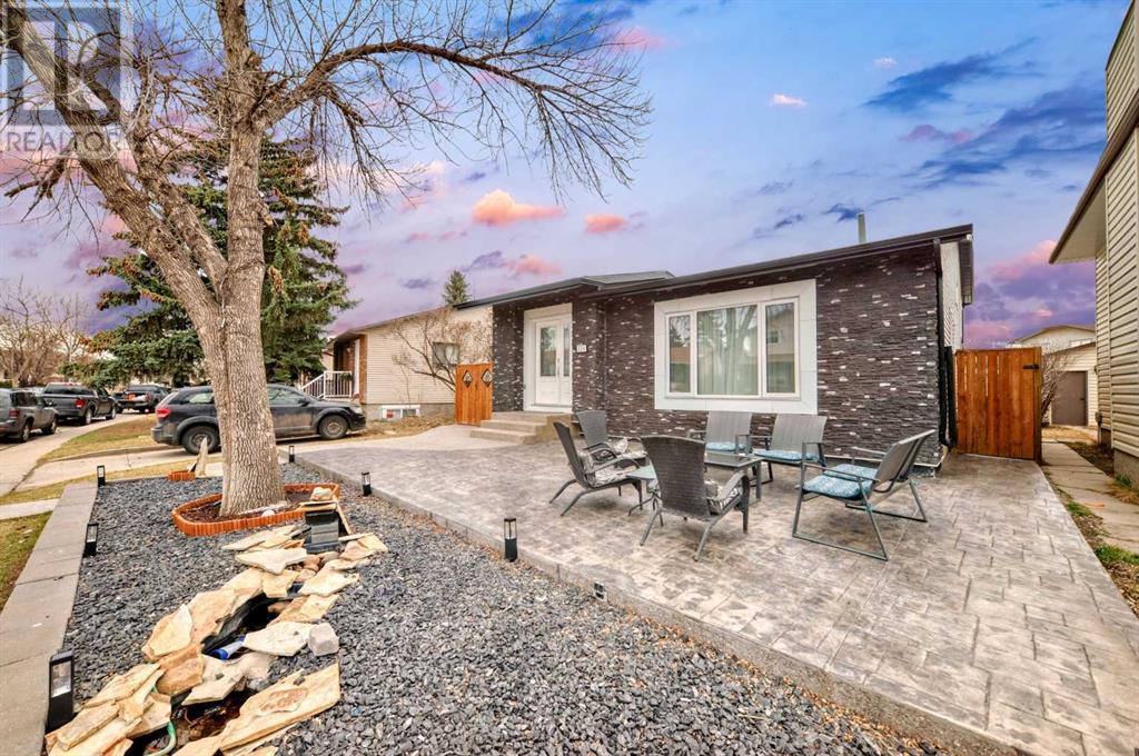 224 Templewood Road NE