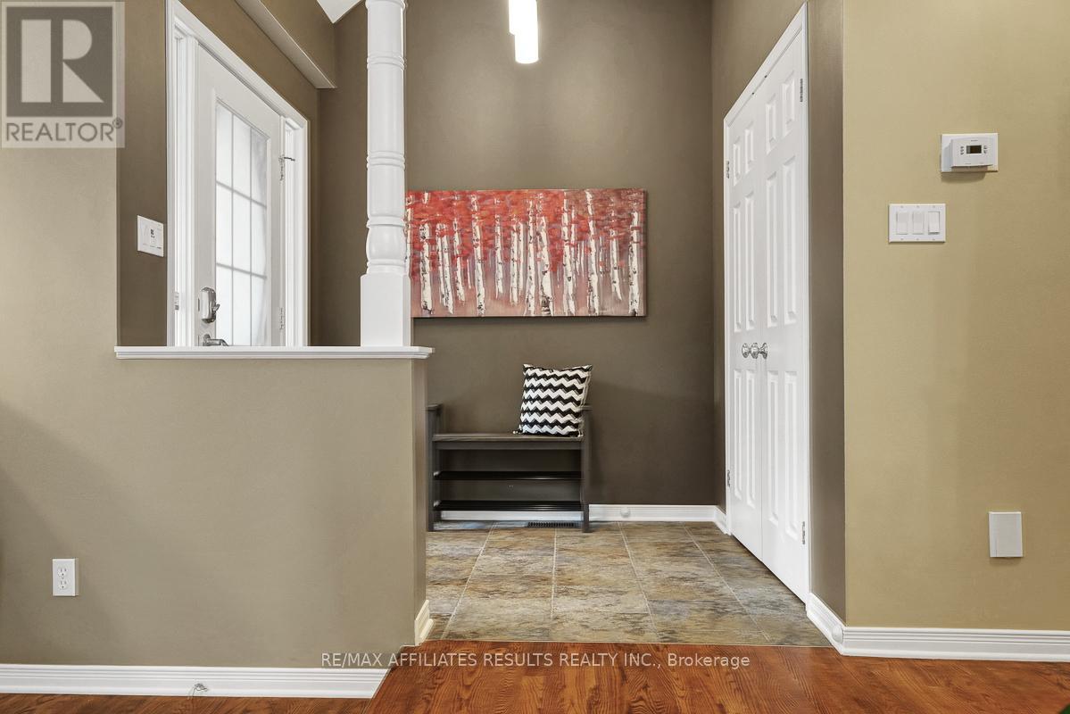 35 CRANTHAM CRESCENT