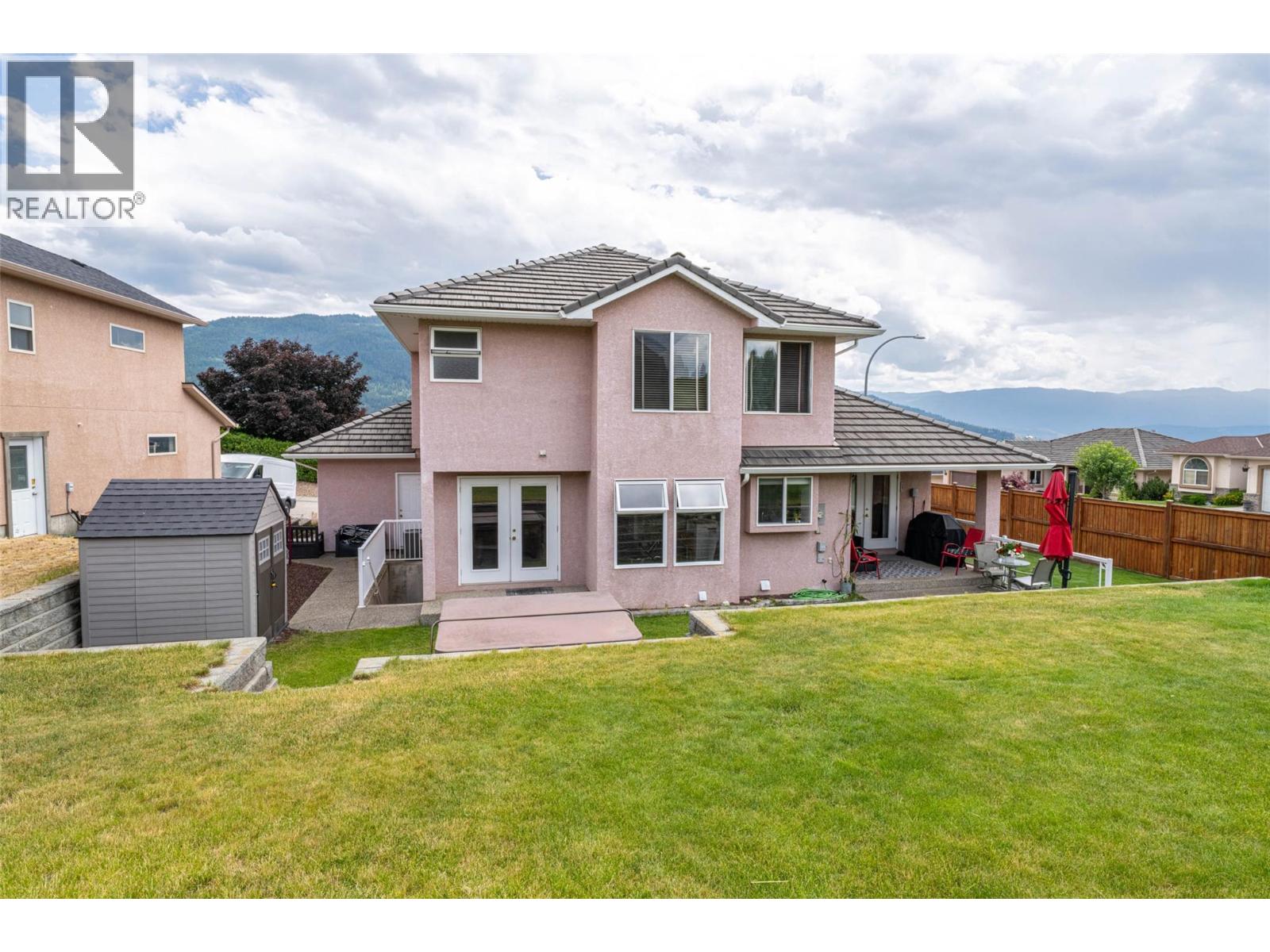 400 Fortress Crescent