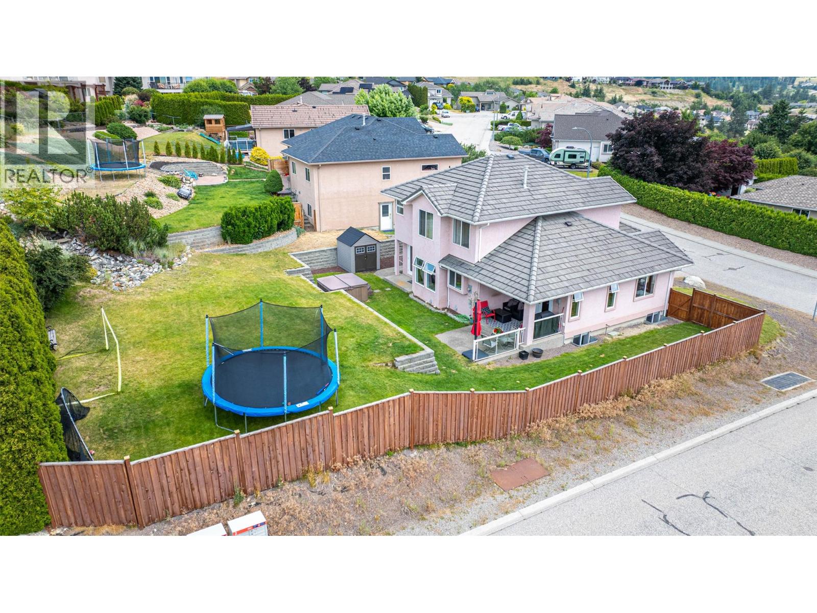 400 Fortress Crescent