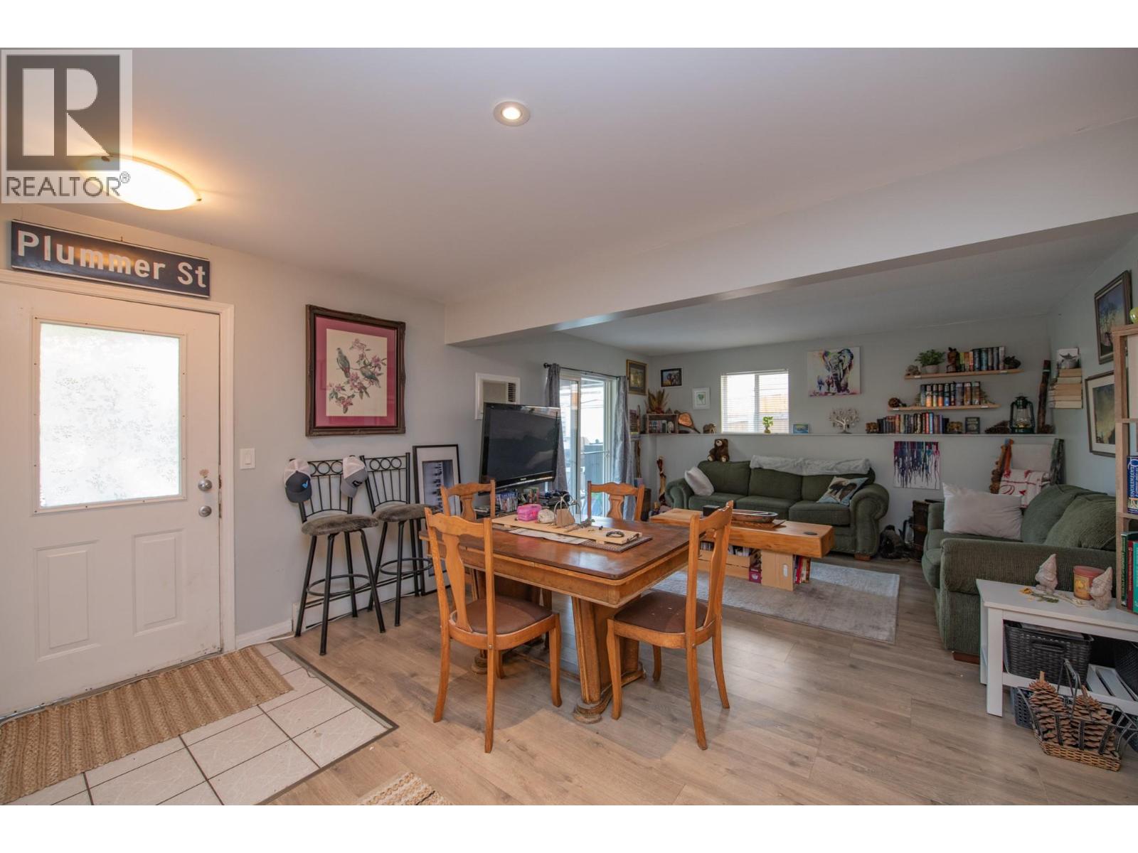 3908 Pleasant Valley Road