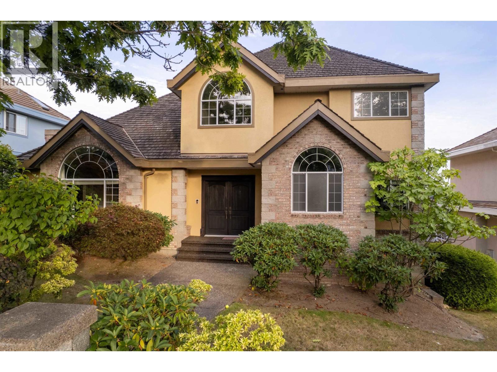 816 CITADEL DRIVE