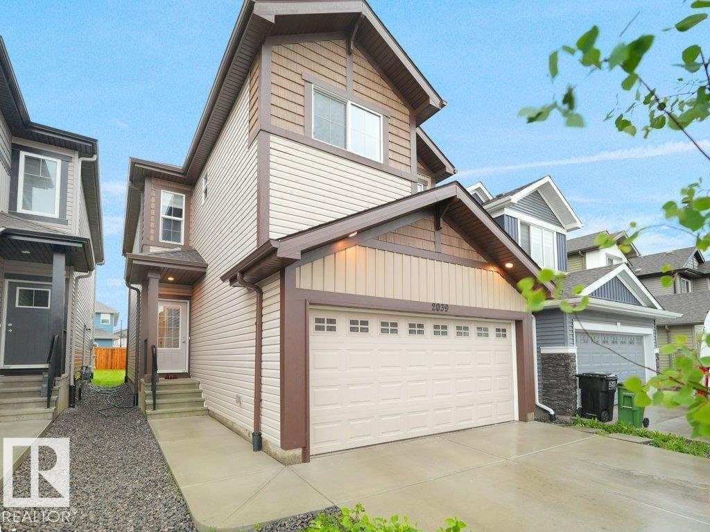 2039 13 AV NW