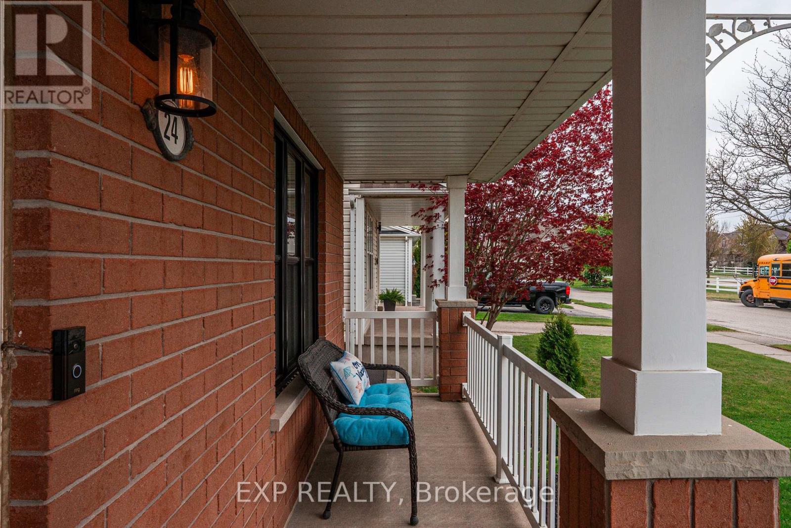24 LOVELL CRESCENT