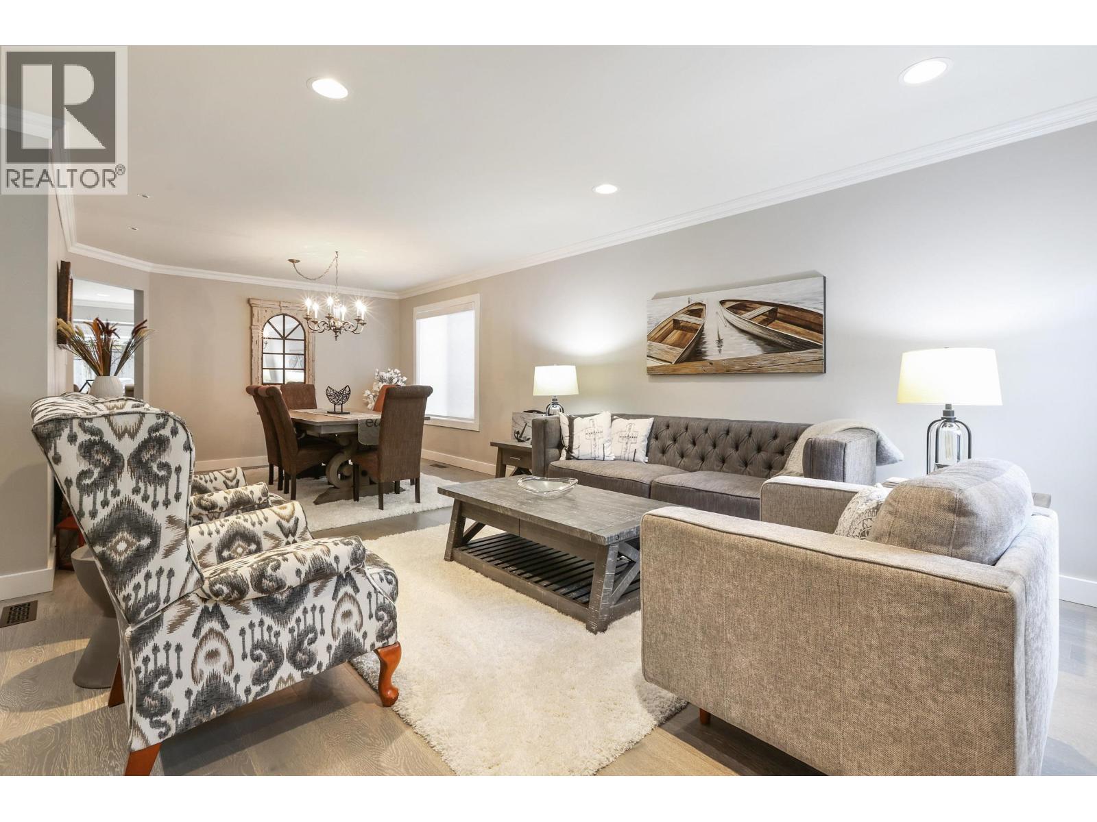 1076 CLEMENTS AVENUE