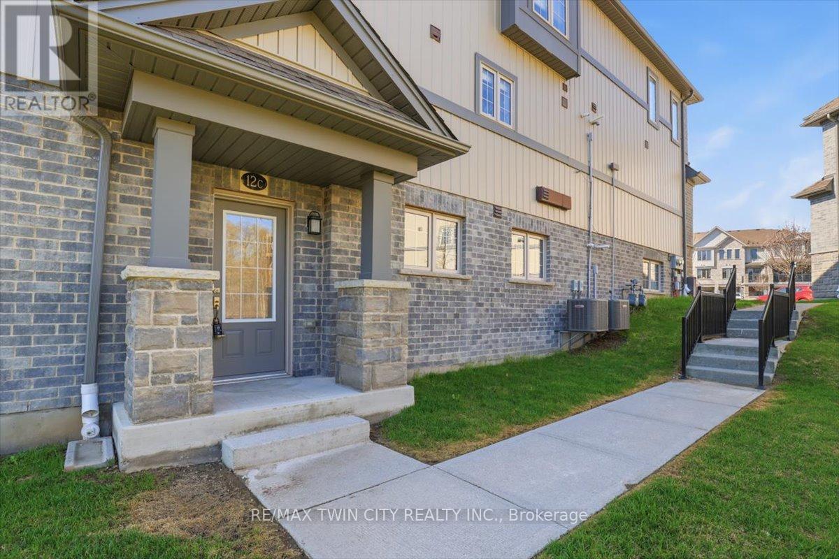 12 C - 115 SOUTH CREEK DRIVE