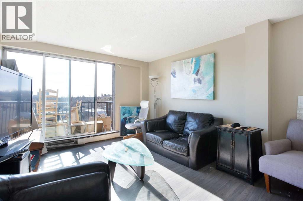 740, 519 17 Avenue SW