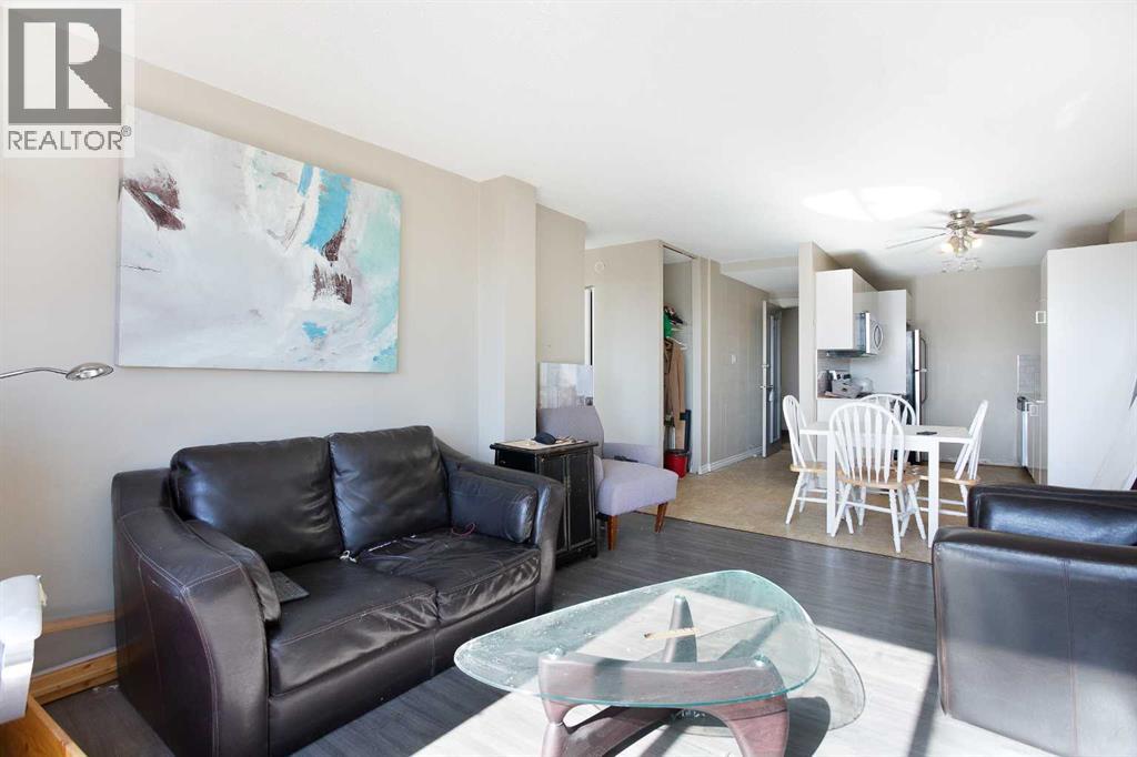 740, 519 17 Avenue SW