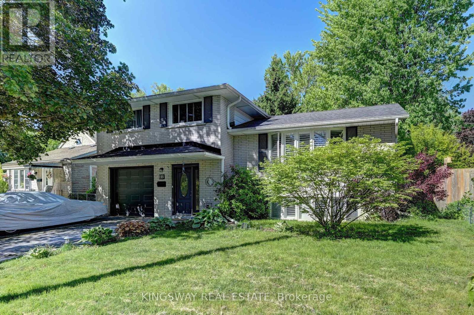 118 ADAM STREET