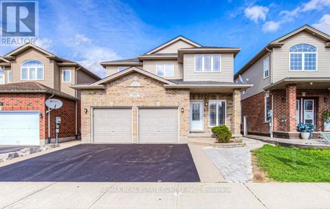 950 PEBBLECREEK COURT E Kitchener ON N2A0C5
