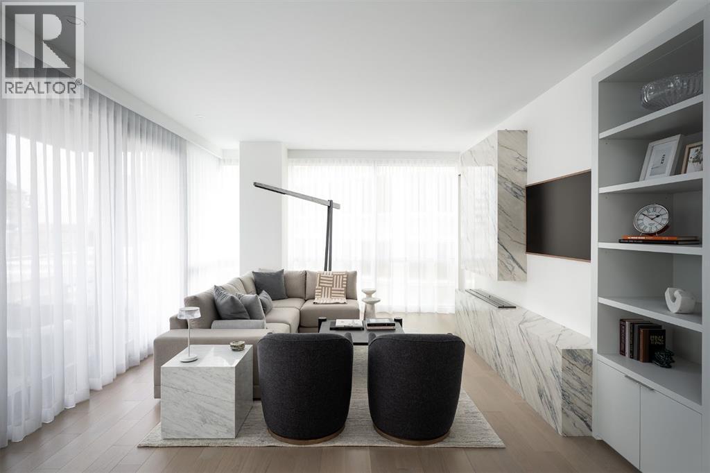 1807, 108 9 Avenue SW