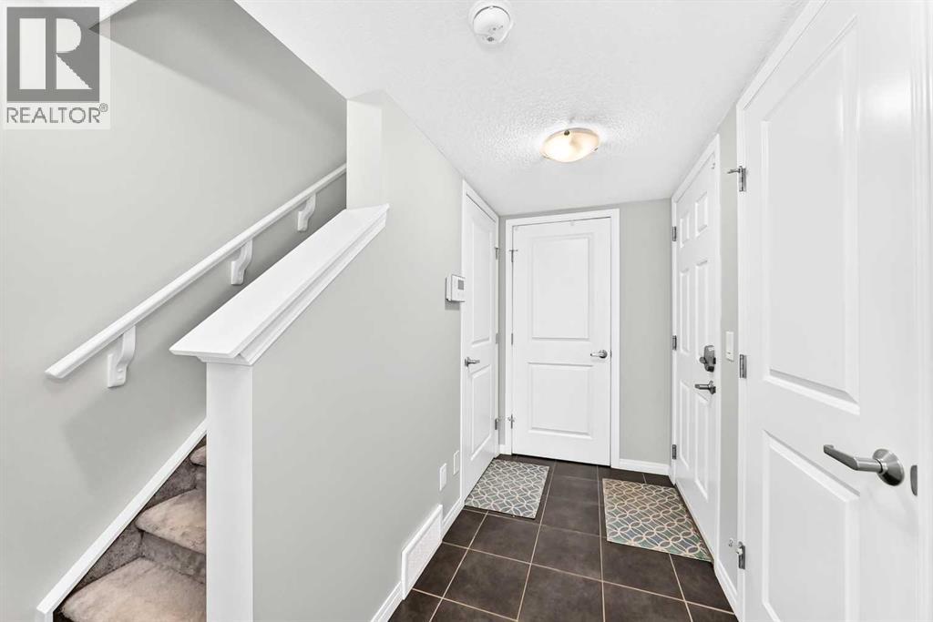 136 Windford Grove SW