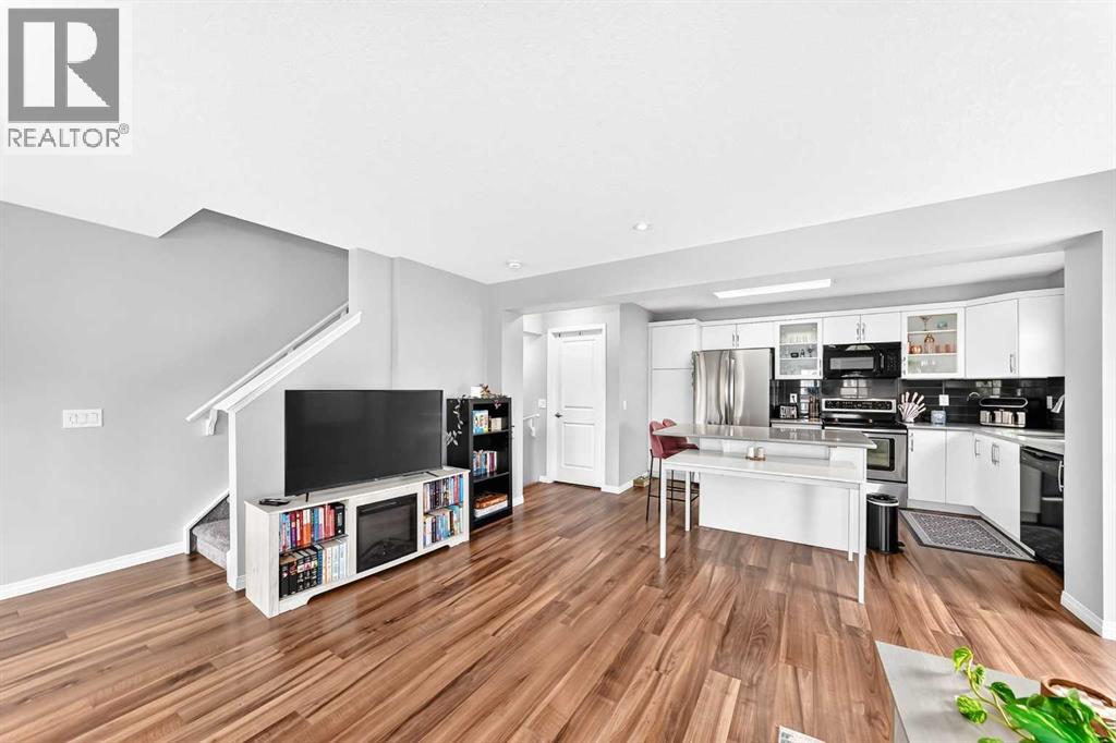 136 Windford Grove SW
