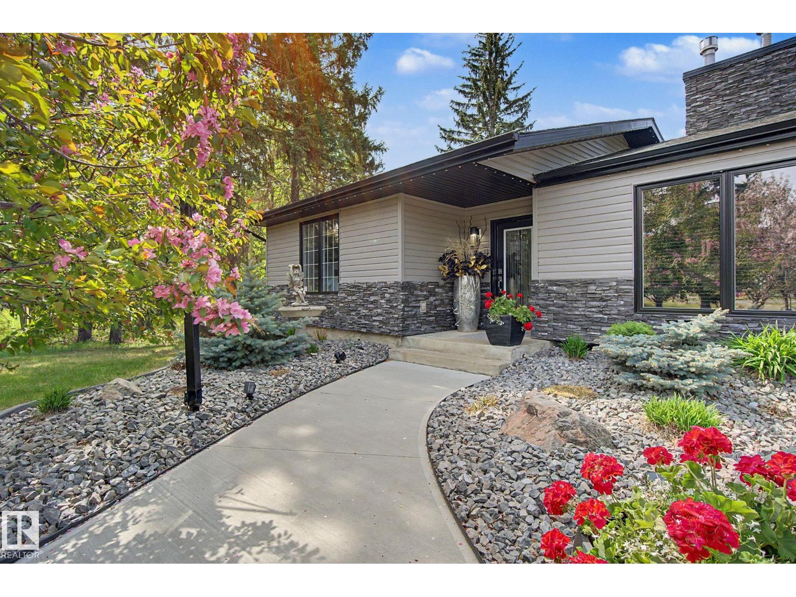 #32 54006 RGE ROAD 261