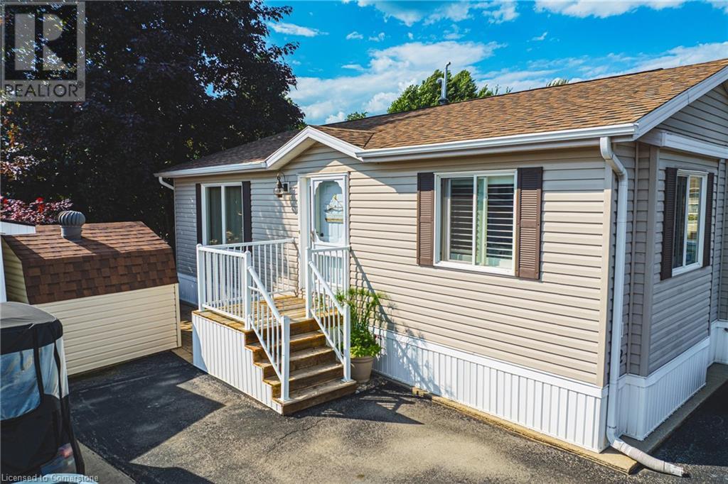 52 HEMLOCK CRS Private