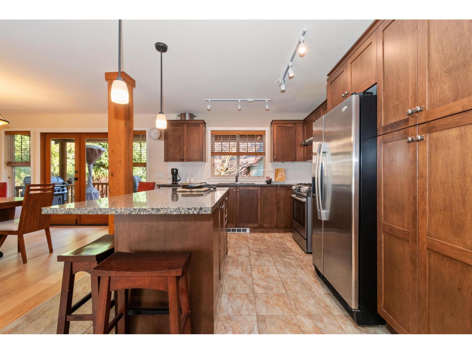 1774 ROBINS ROOST ROAD|Cultus Lake South