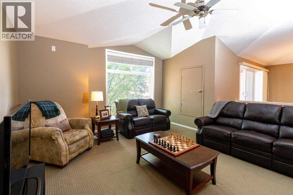 203, 11 Panatella Landing NW