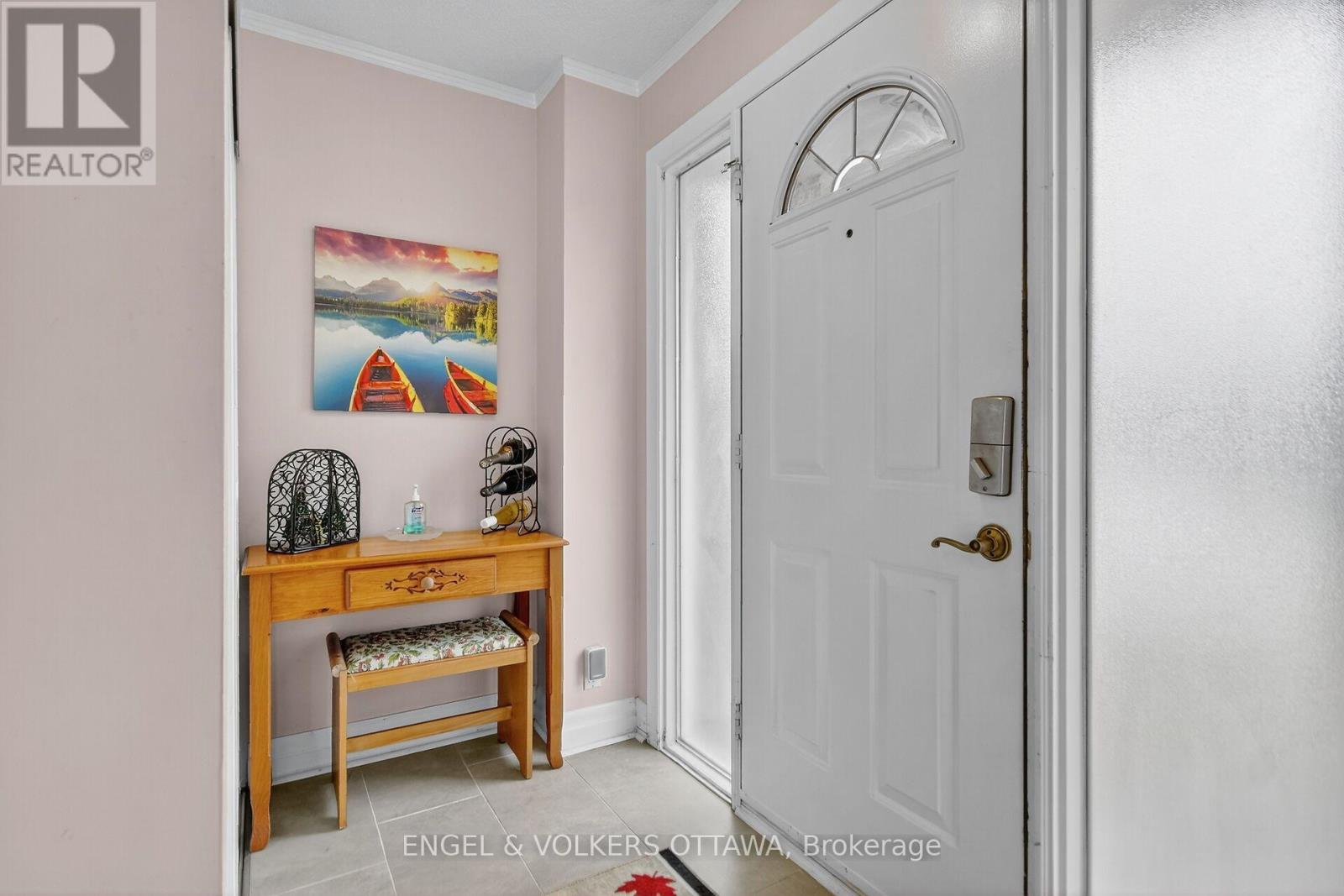 910 DYNES ROAD