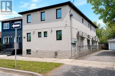 18 CAVELL AVENUE Toronto (Mimico) ON M8V1P2