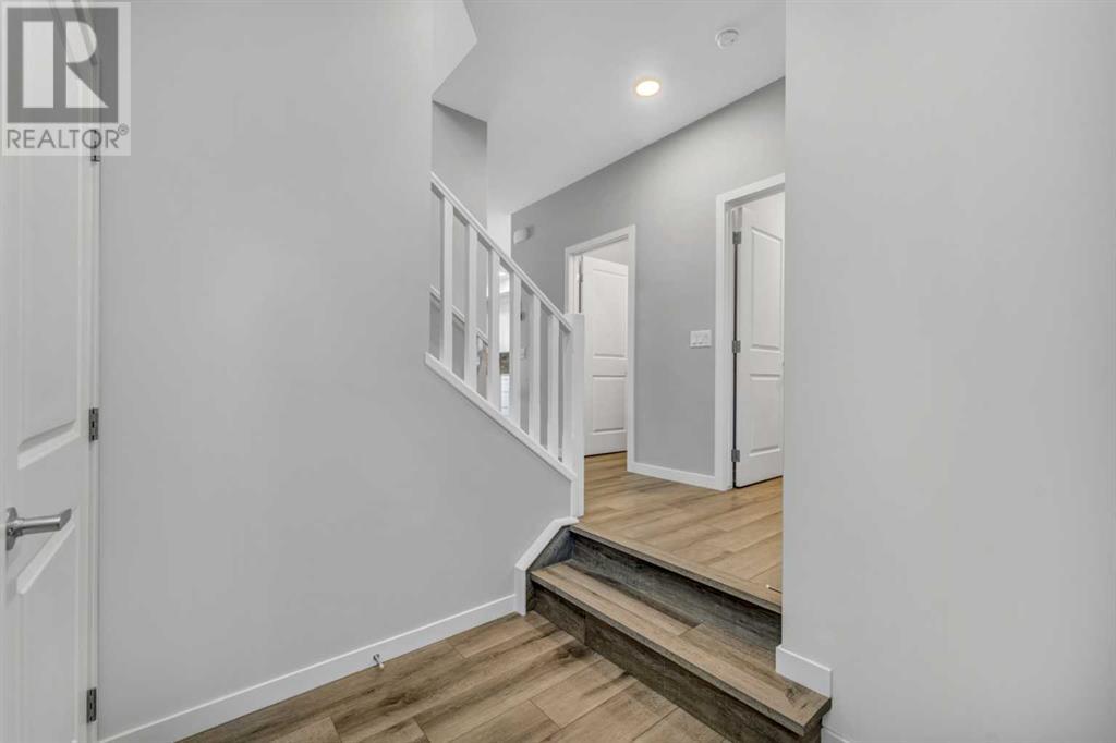 277 Homestead Crescent NE