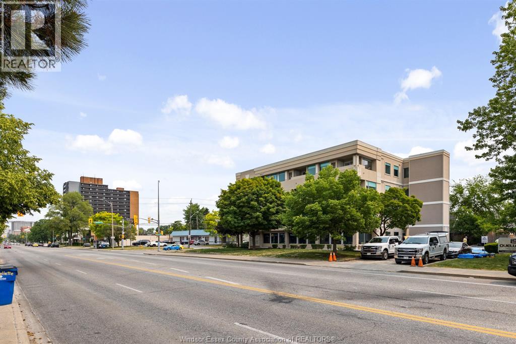 1500 OUELLETTE Unit# 405