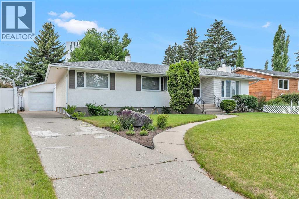 2219 Halifax Crescent NW