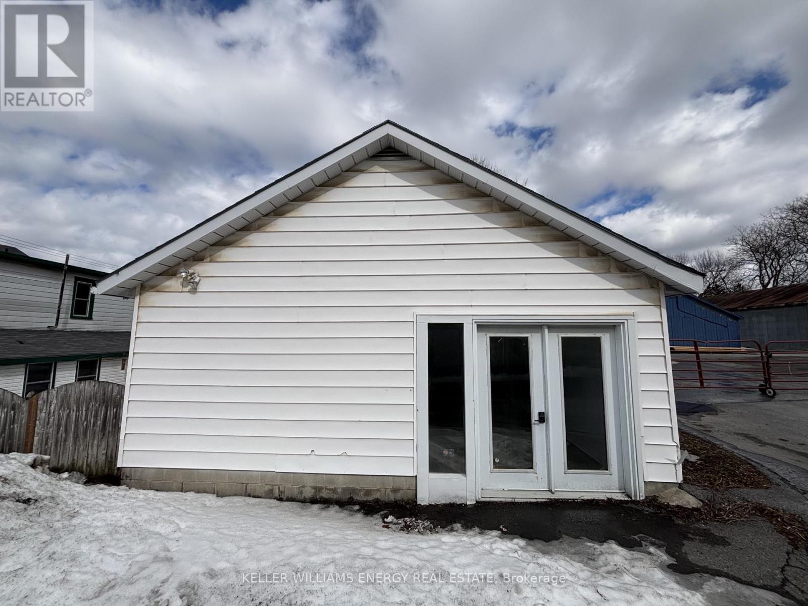 UNIT B - 58 PICTON MAIN STREET