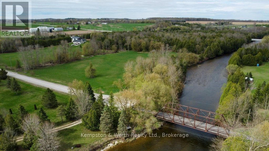 112 OLD BRIDGE ROAD S