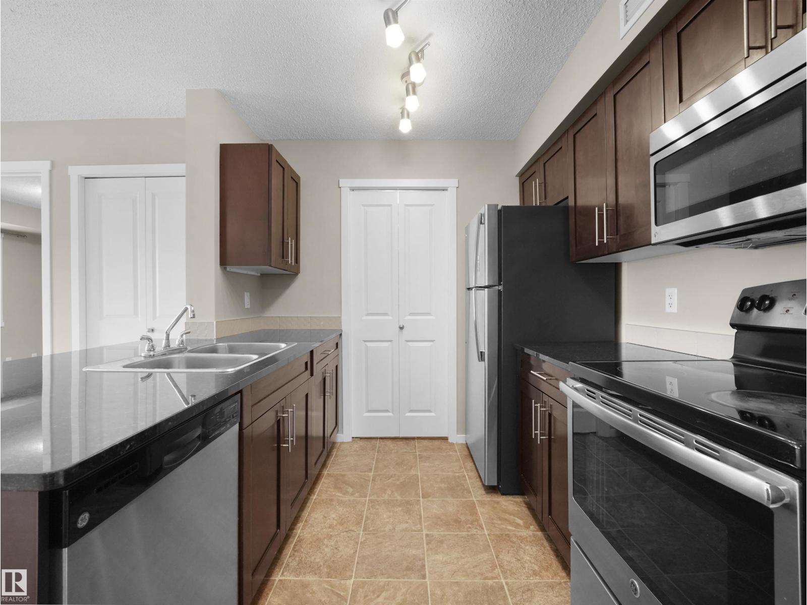 #422 5816 MULLEN PL NW