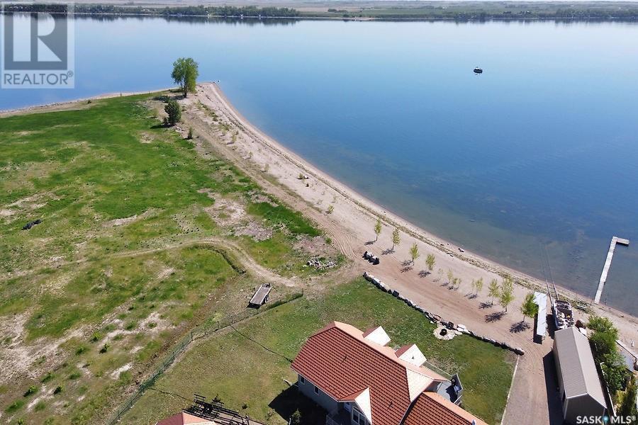 400 Lakeshore DRIVE