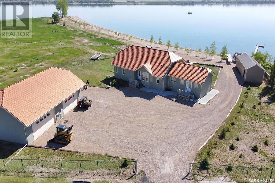 400 Lakeshore DRIVE