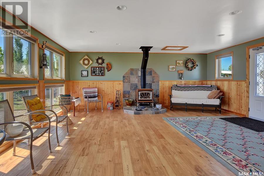 400 Lakeshore DRIVE