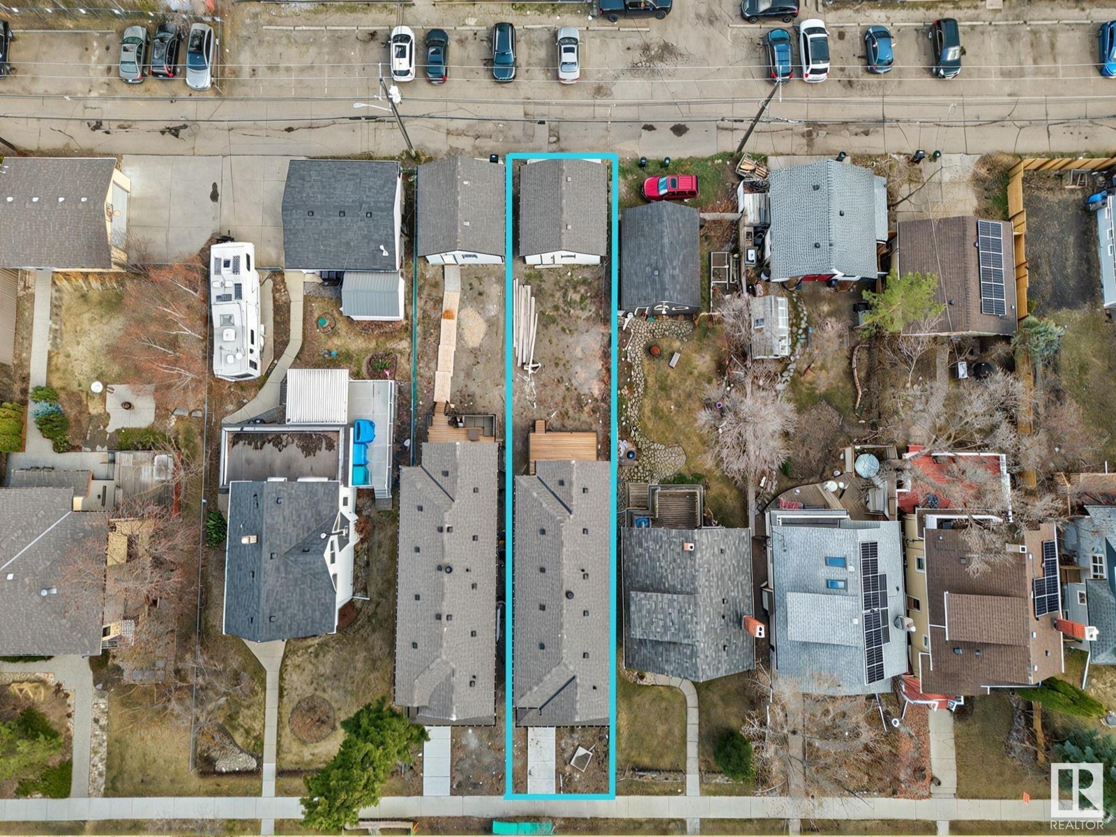 11017 125 ST NW