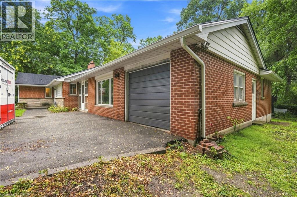 5 HATFIELD Place
