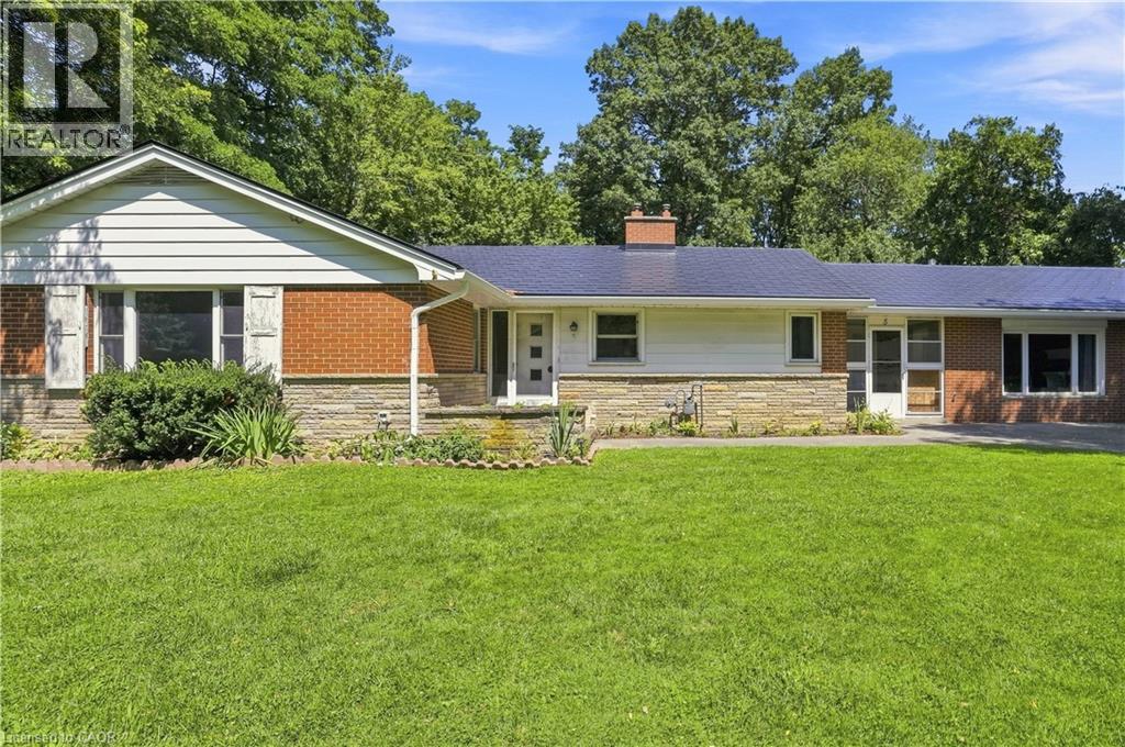 5 HATFIELD Place