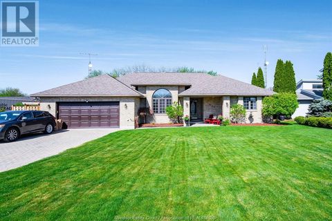 811 RIVAIT DRIVE Lakeshore ON N0P2L0