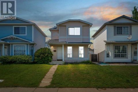 25 San Diego Way NE Calgary AB T1Y7A4