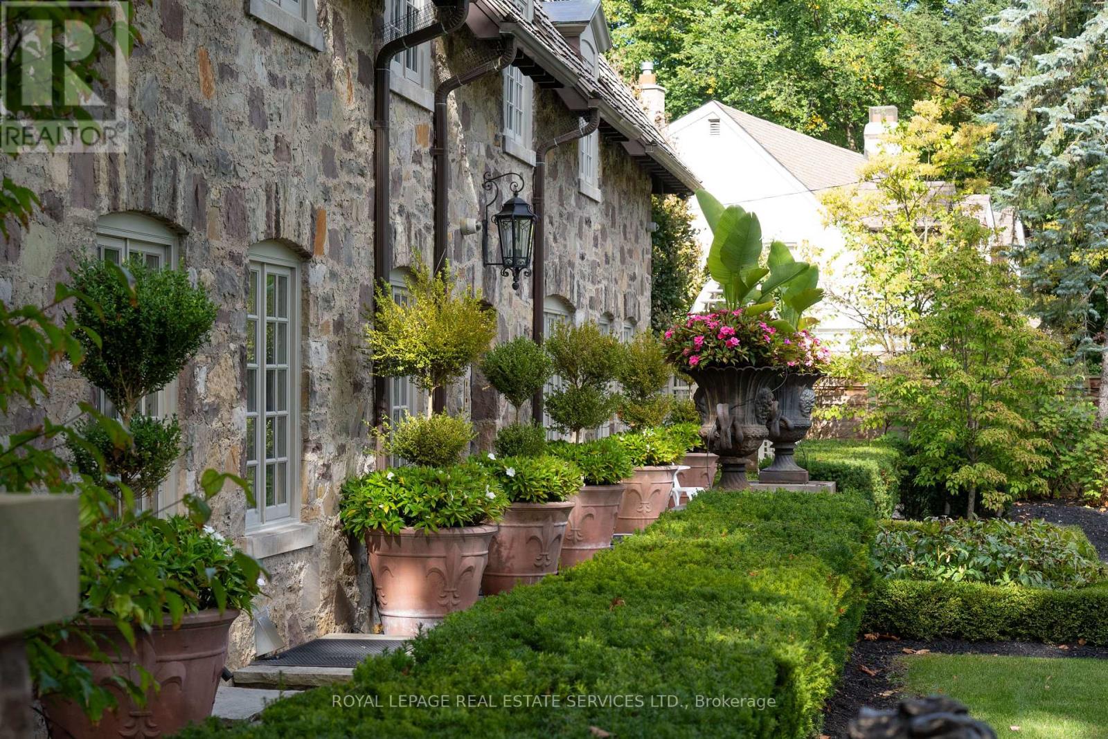 108 SANDRINGHAM DRIVE