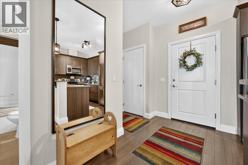2305, 15 Sunset Square