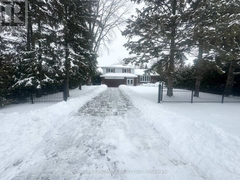 70 MAPLE GROVE AVENUE Richmond Hill (Oak Ridges) ON L4E2X2