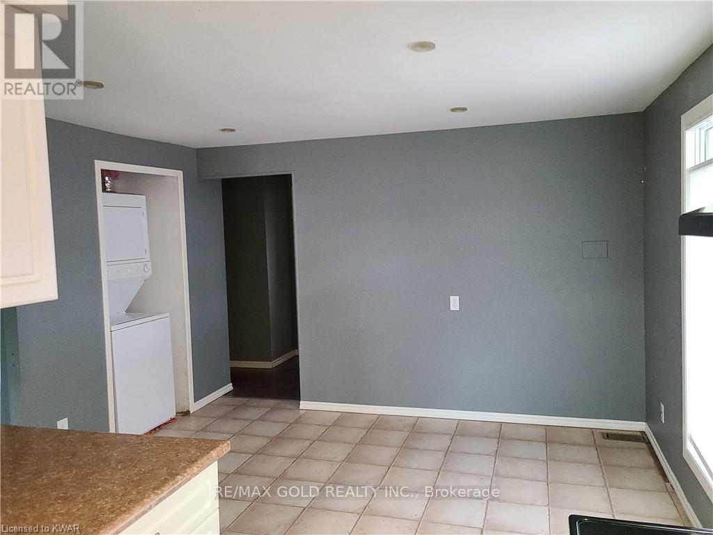 75 PEPPERWOOD CRESCENT