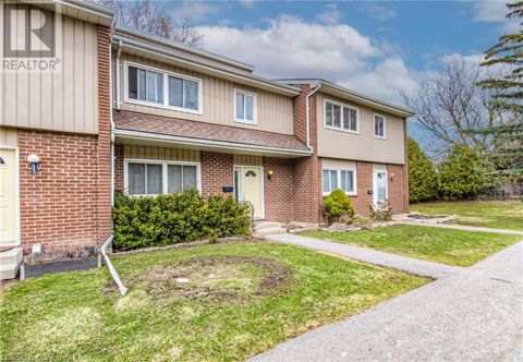 121 UNIVERSITY Avenue E Unit# 9 Waterloo ON N2J4J1