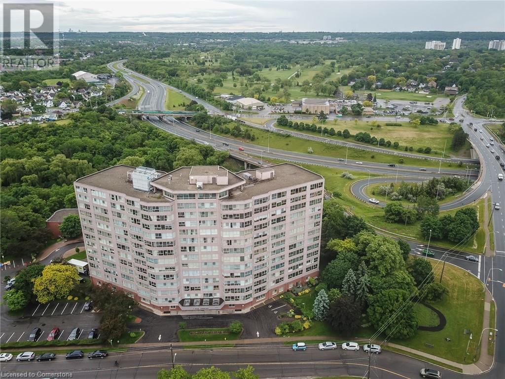 7 GALE Crescent Unit# 711