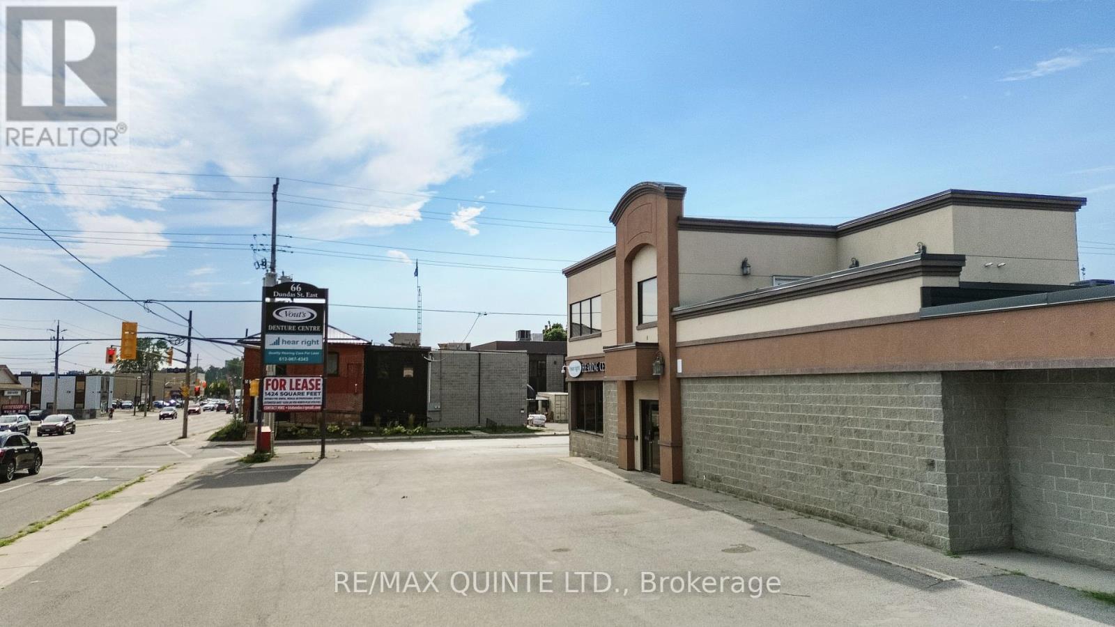 B - 66 DUNDAS STREET E